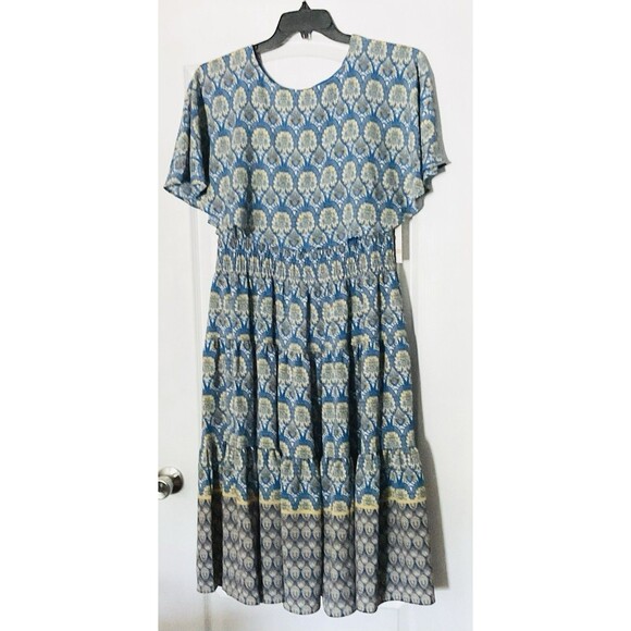 Julian Taylor Dresses & Skirts - Julian Taylor Women's  Short Sleeve Round Neck Printed Chiffon Dress NWT, 14W